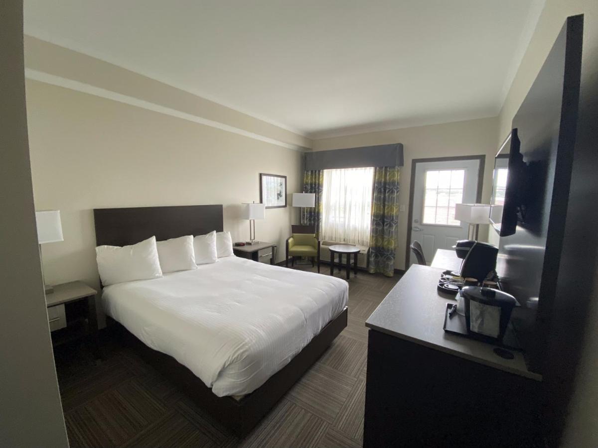 Crossroads Inn & Suites Paradise 外观 照片