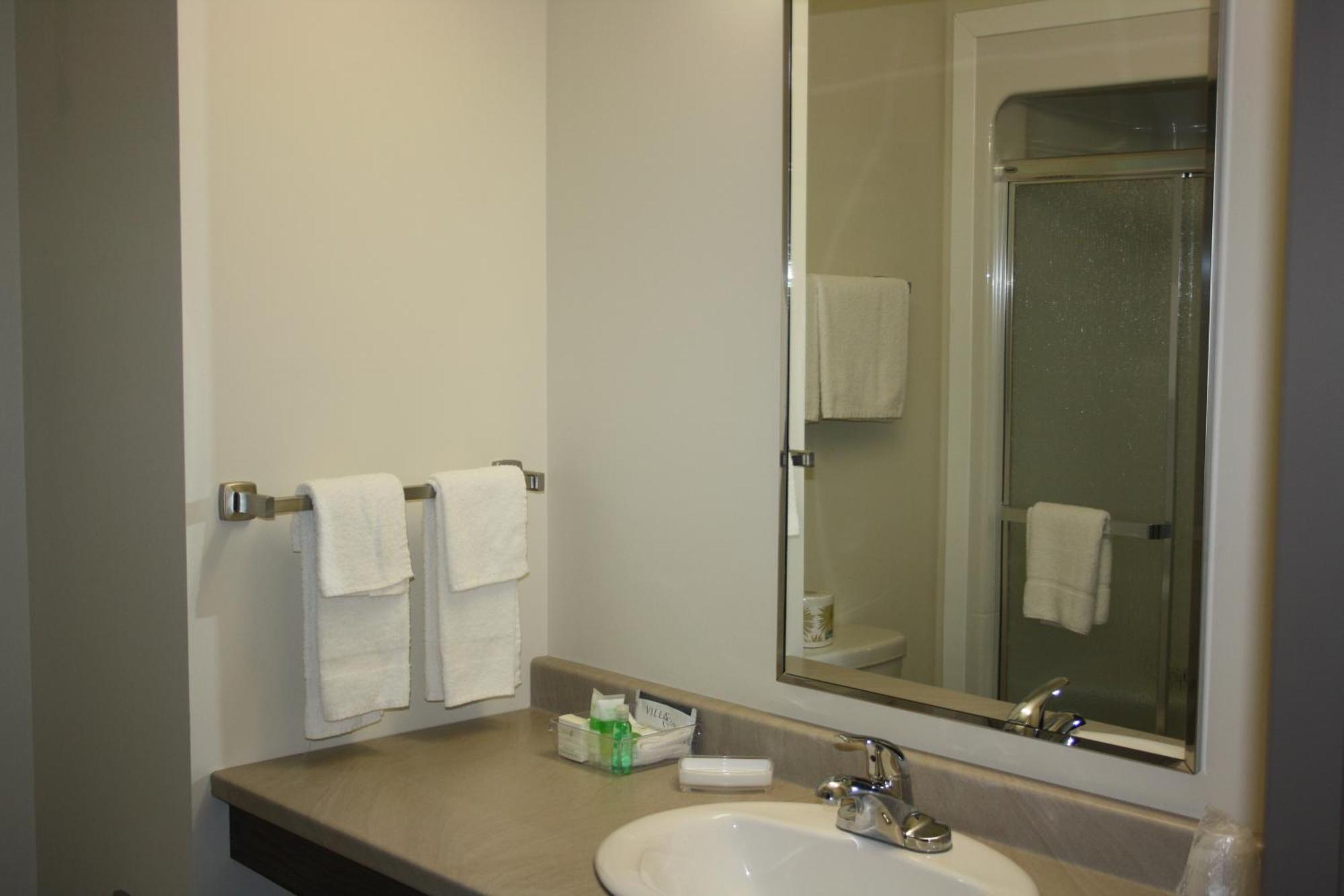 Crossroads Inn & Suites Paradise 客房 照片