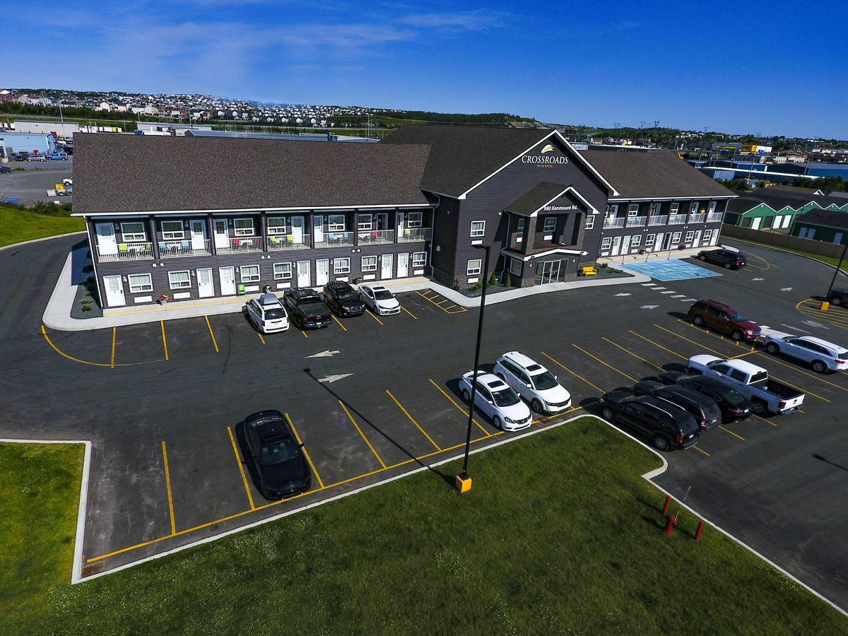 Crossroads Inn & Suites Paradise 外观 照片