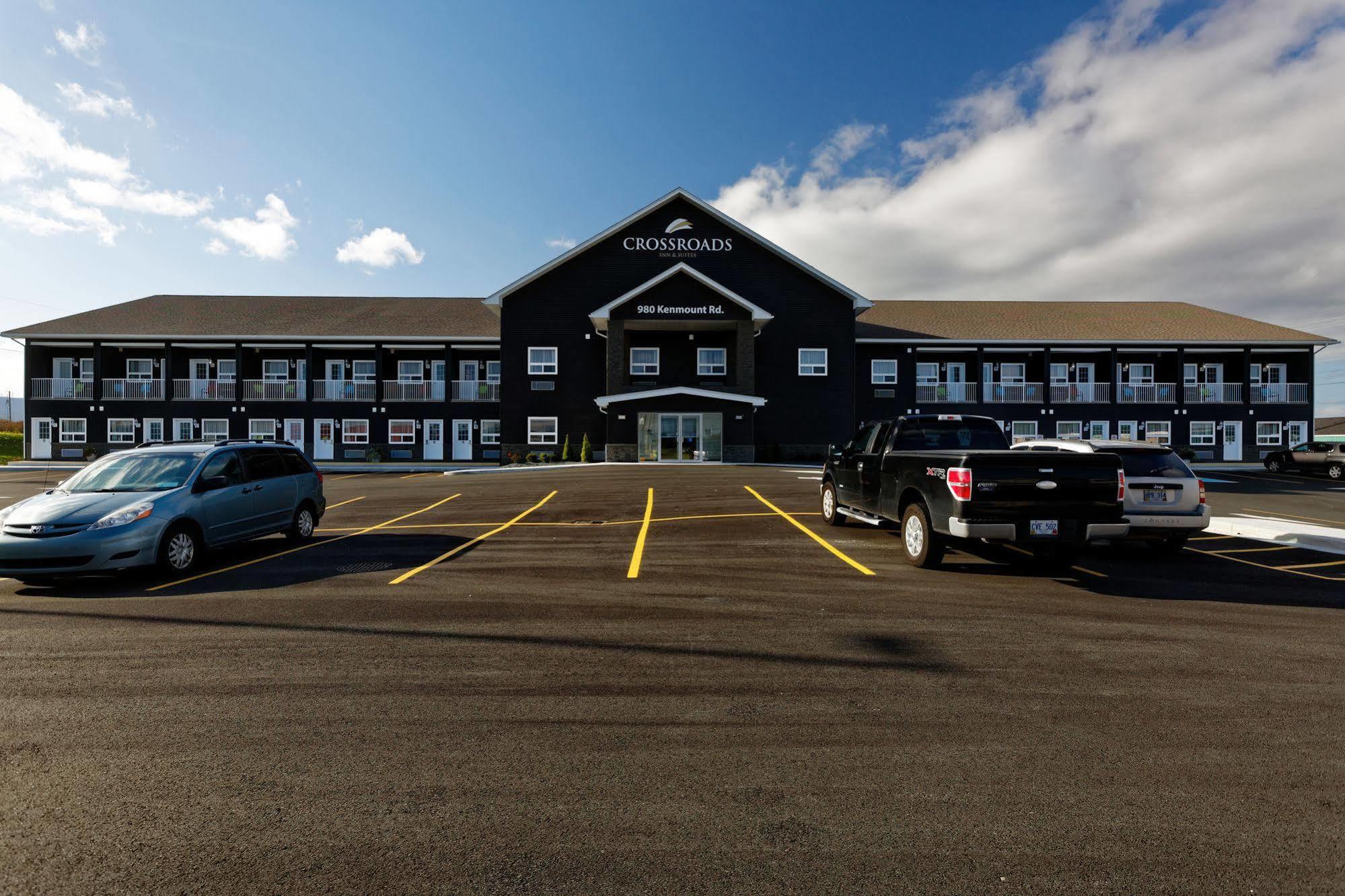 Crossroads Inn & Suites Paradise 外观 照片